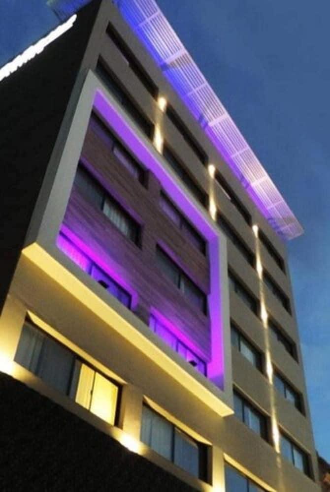 Hotel Senorial Platino León Exterior foto